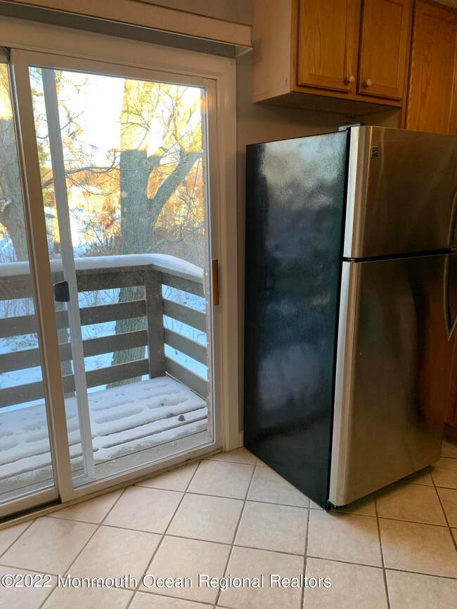 96 East Ave unit 3, Atlantic Highlands, NJ 07716 - photo 5