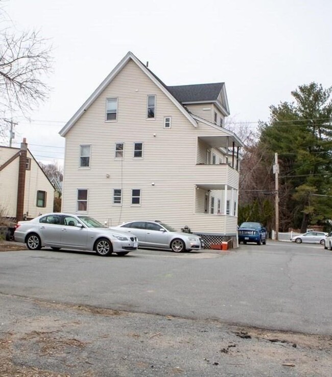 201 Pleasant St, Dracut, MA 01826 - photo 3