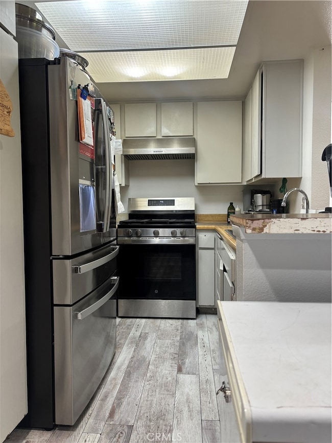 700 W 3rd St unit C206, Santa Ana, CA 92701 - photo 4