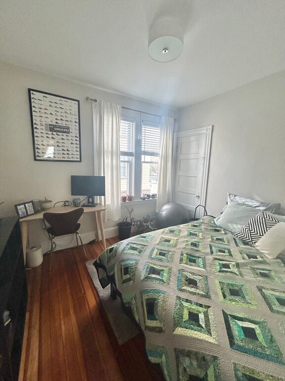 22 Bradbury St, Allston, MA 02134 - photo 5