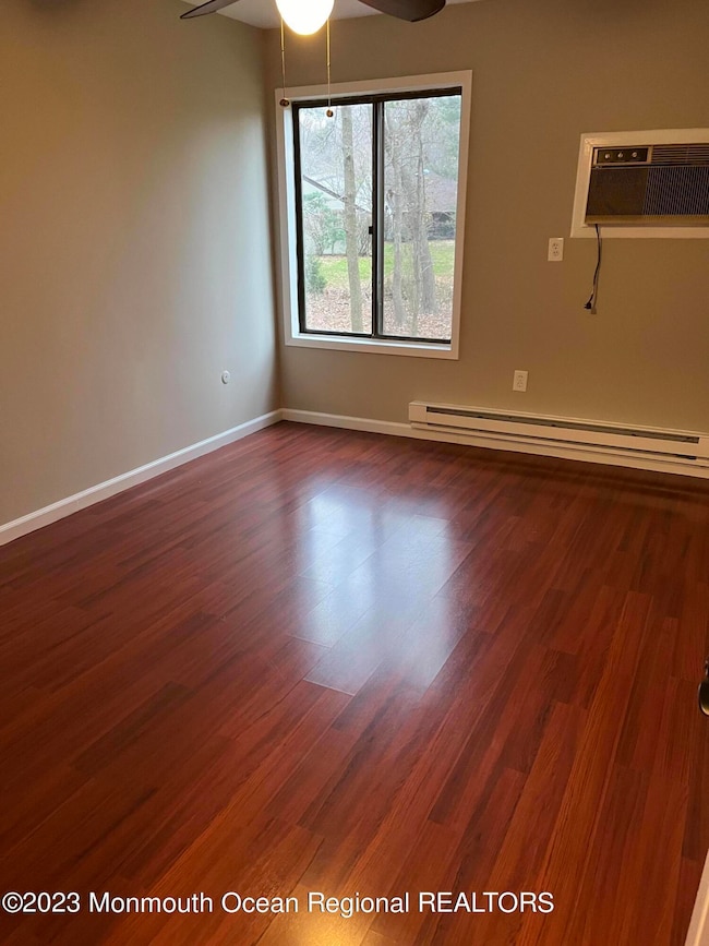 136 Amberly Dr unit F, Manalapan, NJ 07726 - photo 5