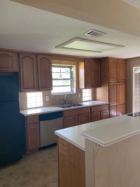 16934 Herridge Rd, Pearland, TX 77584 - photo 7