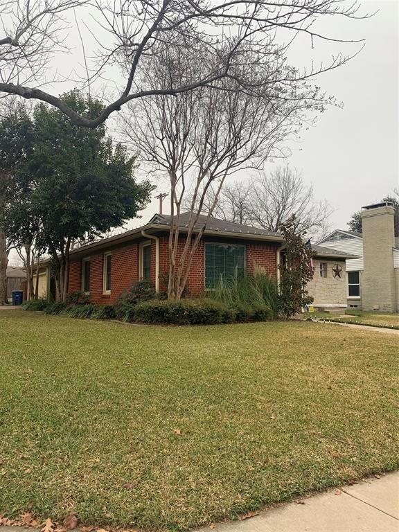 6103 Ellsworth Ave, Dallas, TX 75214 - photo 2
