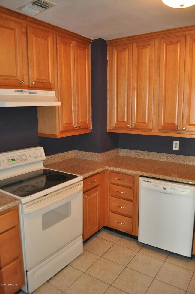 4555 Blackburn St, Jacksonville, FL 32210 - photo 4