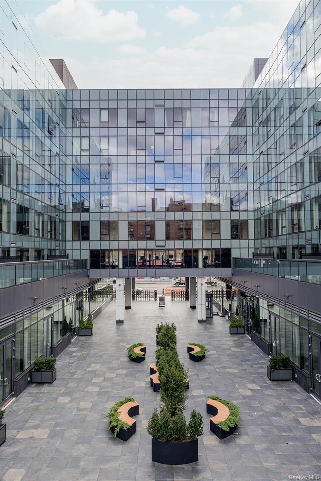 Northern Parc unit 510, Flushing, NY 11354 - photo 4