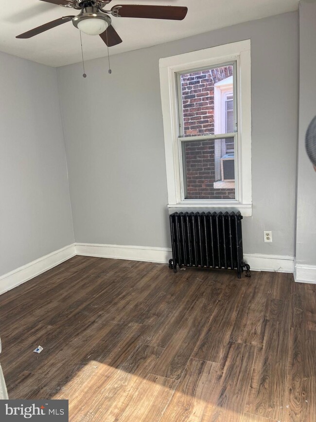 524 Pine St, Darby, PA 19023 - photo 7