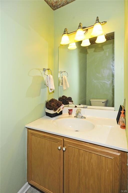 1824 Merlot Dr, Easton, PA 18045 - photo 5