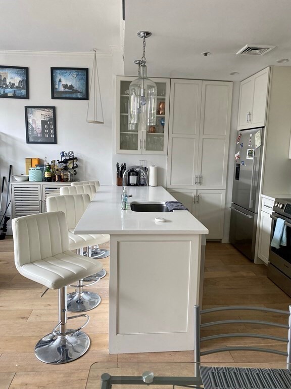 The Mariner Condominiums unit 412, Boston, MA 02109 - photo 5