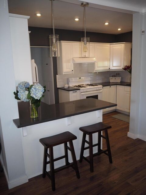 Breakfast Bar