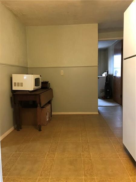 Open Space for Dining.