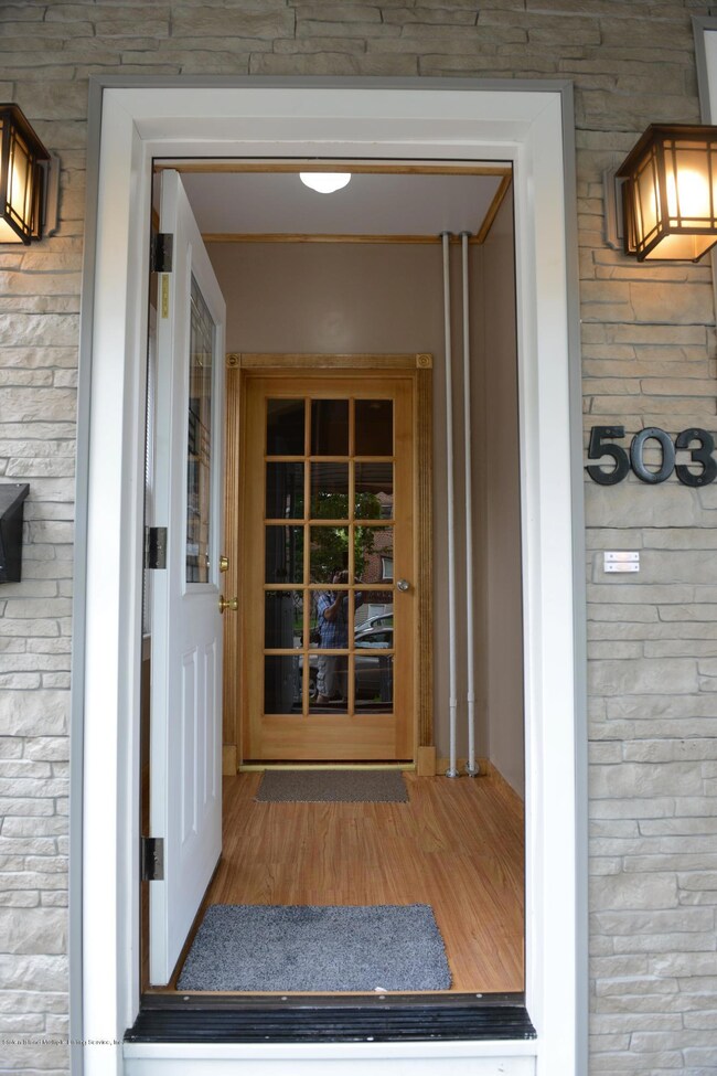 503 Vanderbilt Ave, Staten Island, NY 10304 - photo 3