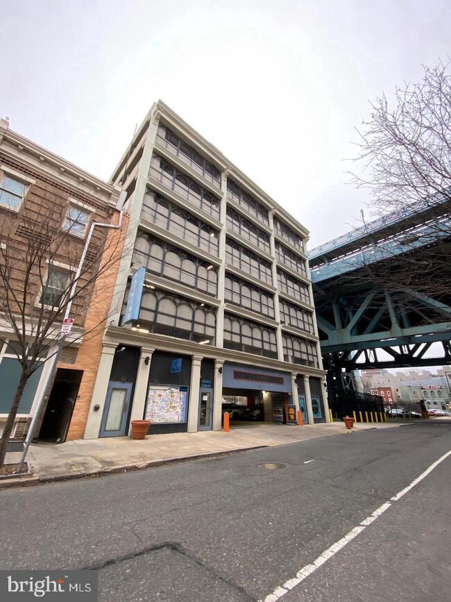 231 235 N 2nd St unit 229, Philadelphia, PA 19106 - photo 4