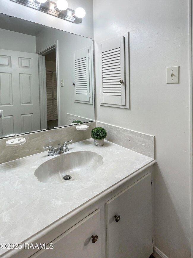 6fee400979870f97ef512348737caa37f17b4b7a