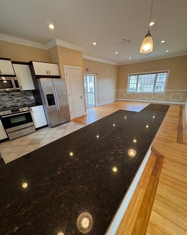 473 Revere Beach Pkwy unit 4, Revere, MA 02151 - photo 5