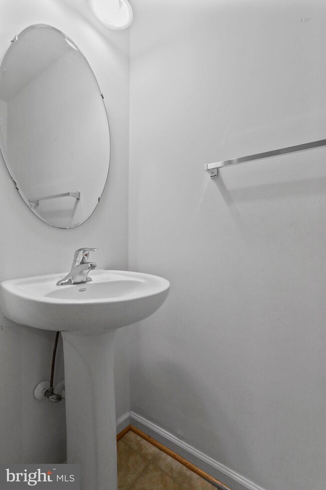 1355 Mare St, Ranson, WV 25438 - photo 6