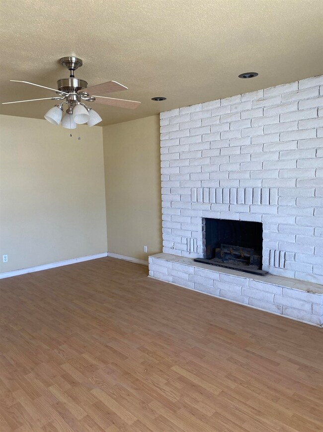 1740 Buena Vista Corte, Alamogordo, NM 88310 - photo 7