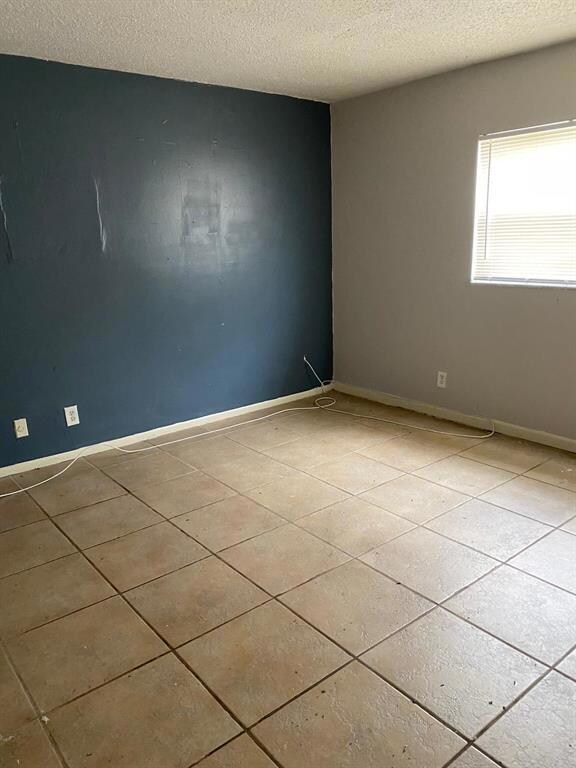 1310 13th St, West Palm Beach, FL 33401 - photo 4