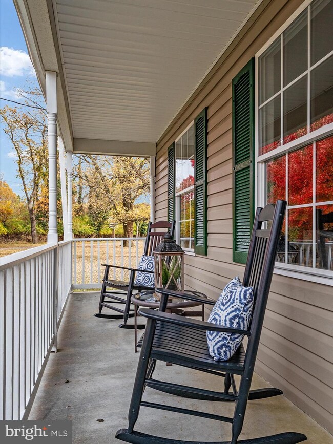 1032 Chesapeake Harbour Dr, Annapolis, MD 21403 - photo 3