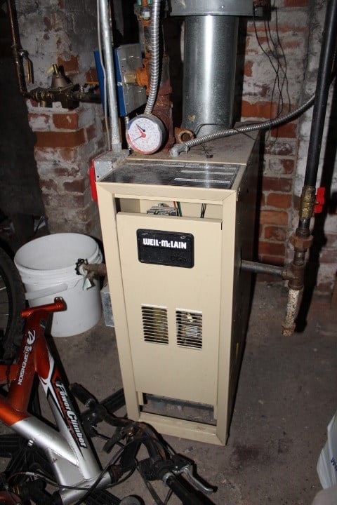 28 Darrow St, Pawtucket, RI 02860 - photo 5