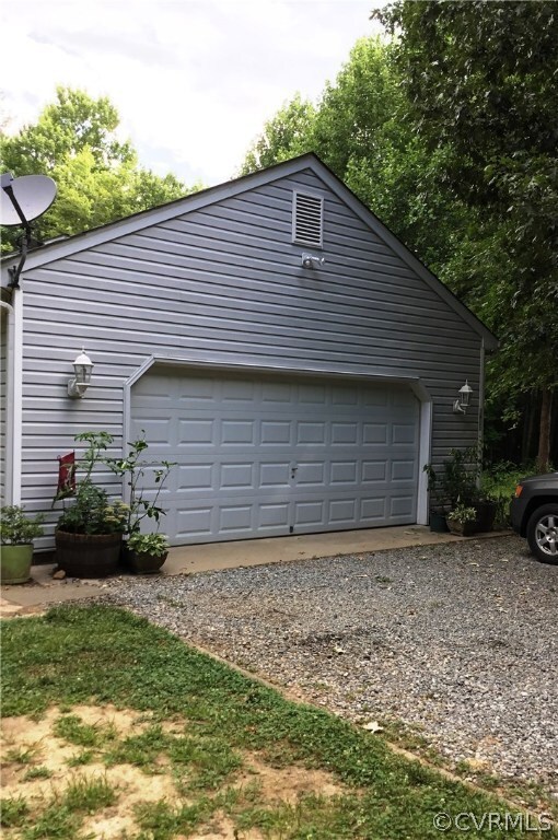 2 car garage attached