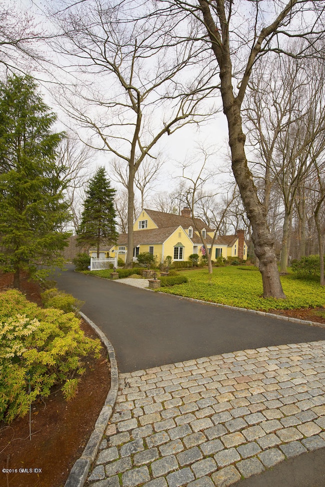 70 Old Stone Bridge Rd, Cos Cob, CT 06807 - photo 2