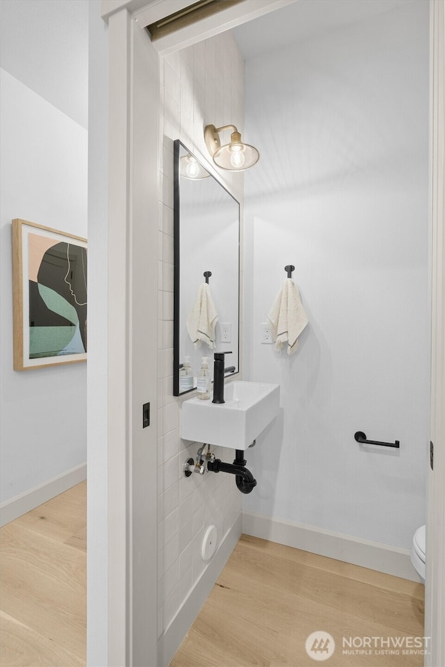 1257 NE 100th St, Seattle, WA 98125 - photo 4