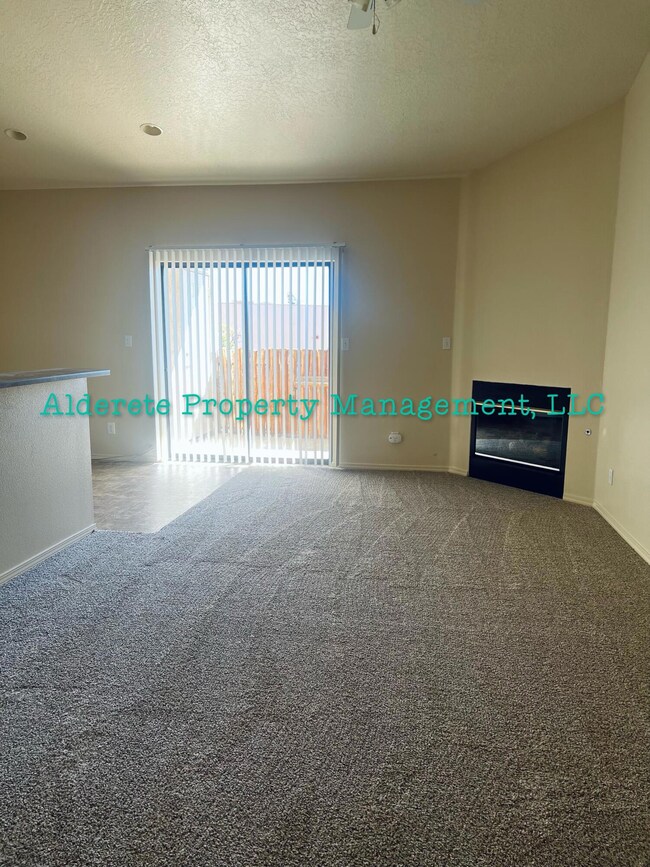 4217 Ridgeway Ct unit C, Rio Rancho, NM 87124 - photo 2
