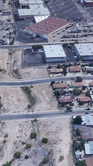 8301 Loma Terrace Rd, El Paso, TX 79907 - photo 3