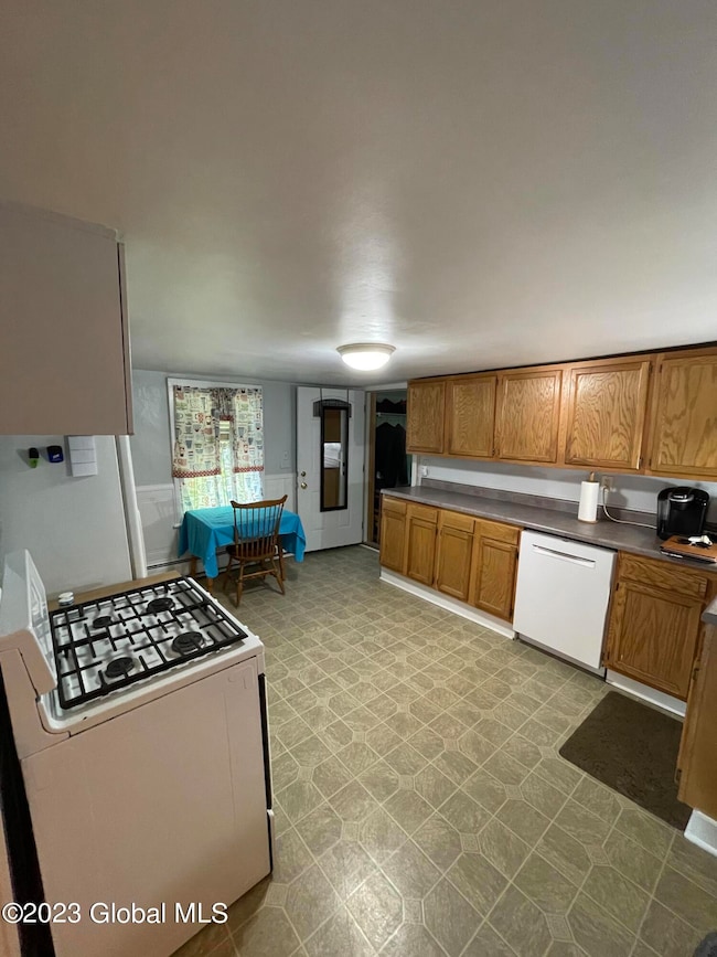 225 S Swan St, Albany, NY 12202 - photo 6