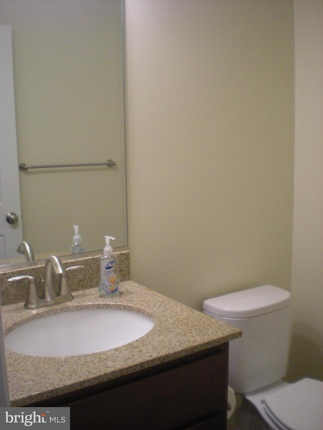 6300 Barnett Ave unit B, Sykesville, MD 21784 - photo 5