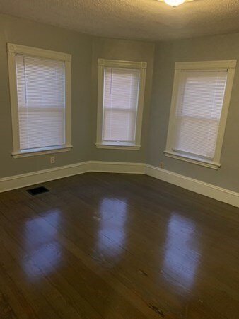 521 Park St unit 1, Dorchester Center, MA 02124 - photo 4