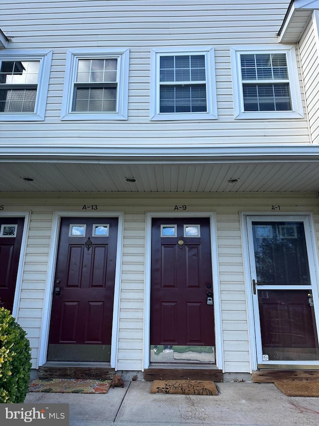 9 Wagon Wheel Rd unit 9, Quakertown, PA 18951 - photo 2