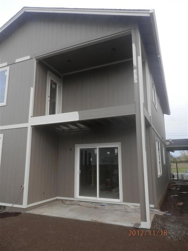 7565 24th St, White City, OR 97503 - photo 4