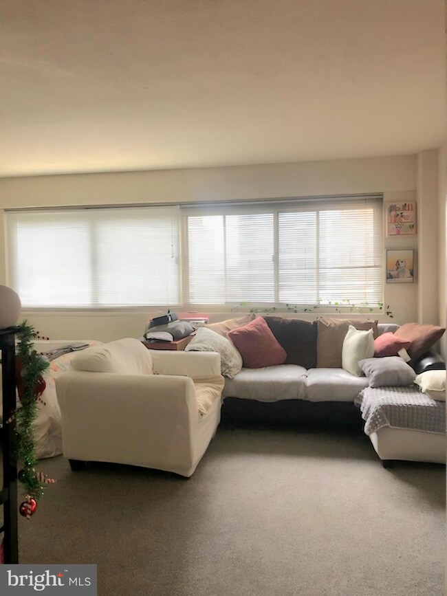 River West Condominiums unit 726, Philadelphia, PA 19103 - photo 3