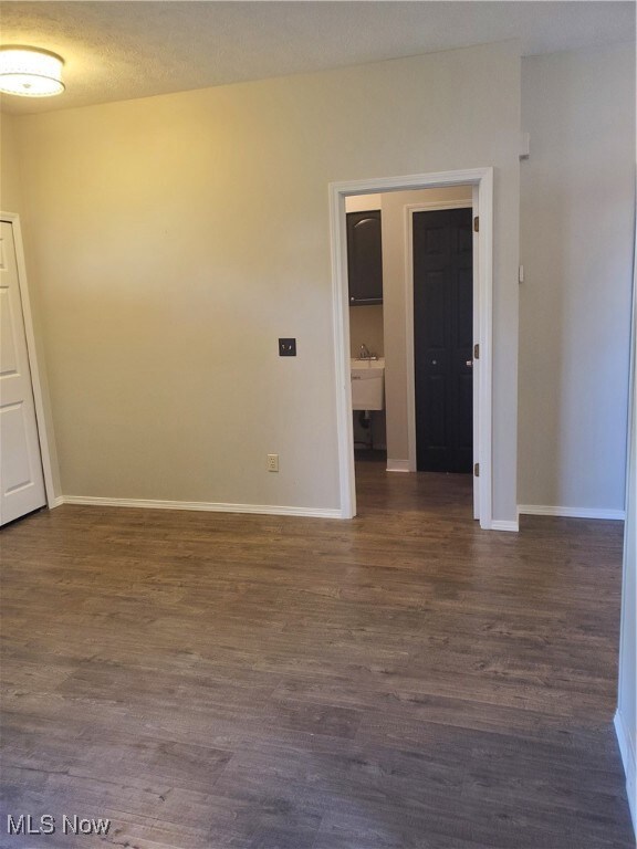 23205 Wainwright Terrace, Olmsted Falls, OH 44138 - photo 4