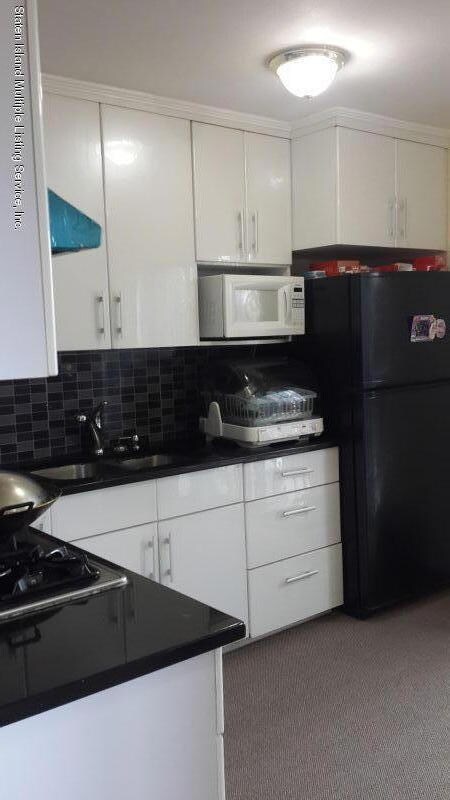 181 Skyline Dr, Staten Island, NY 10304 - photo 4