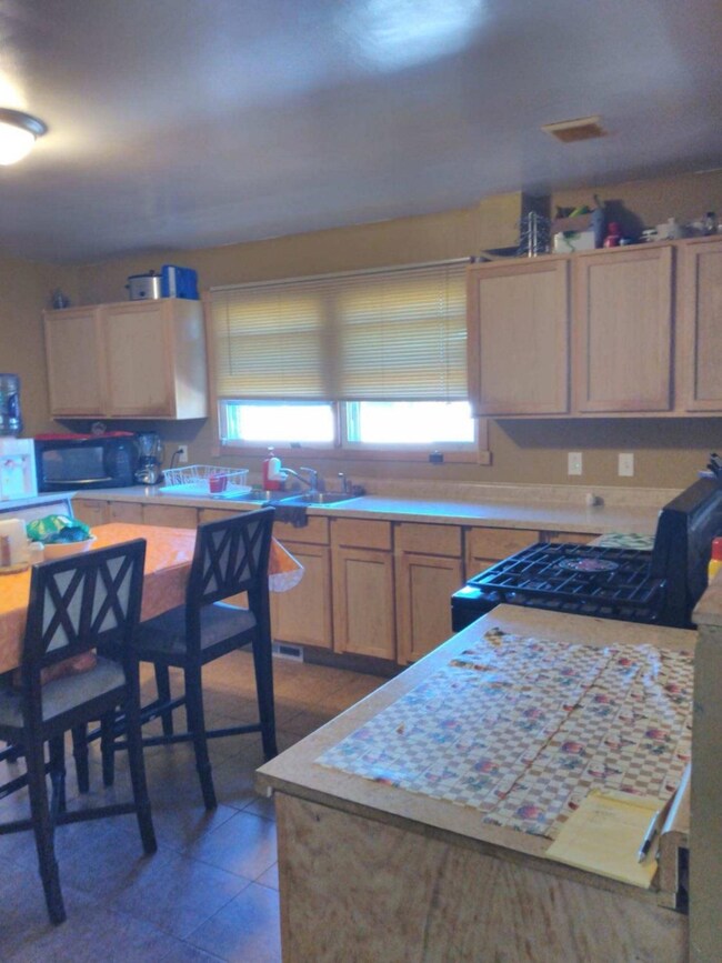 2112 Purdue Dr, East Chicago, IN 46312 - photo 5