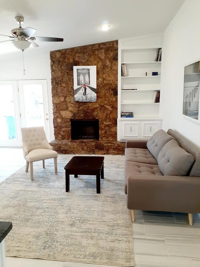 10901 George Archer Dr, El Paso, TX 79936 - photo 4