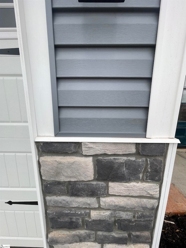 22 Halsey St, Central, SC 29630 - photo 2