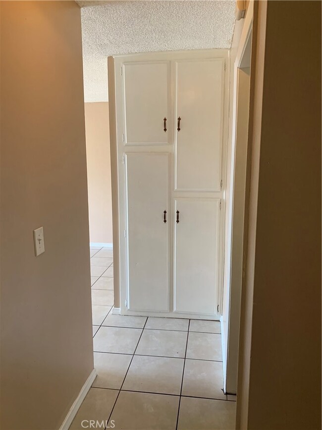 650 N 3rd Ave unit C, Upland, CA 91786 - photo 7