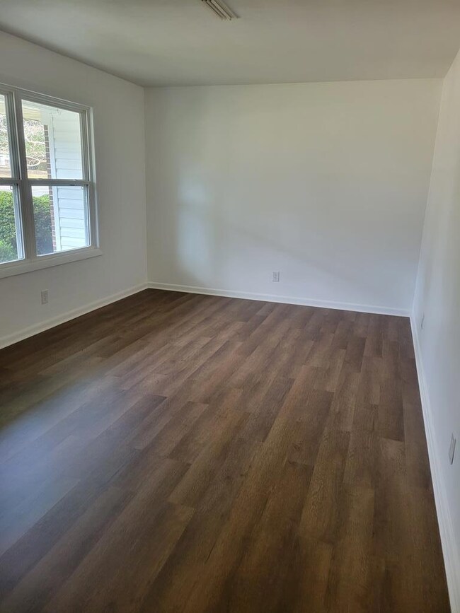 801 Highland St, Dothan, AL 36301 - photo 2