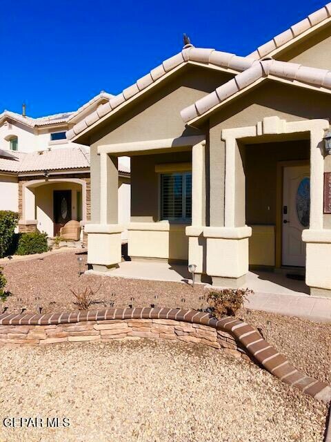 13479 Halifax St, Horizon City, TX 79928 - photo 2