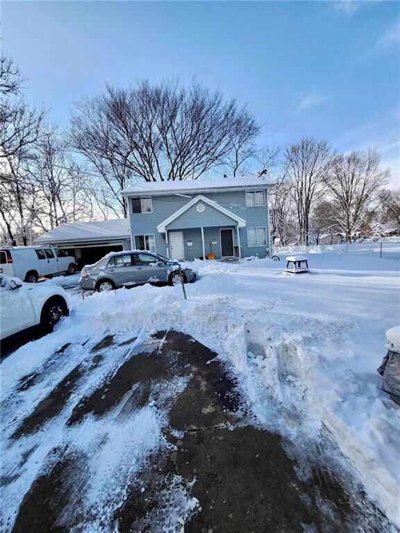 2738 51st St, Des Moines, IA 50310 - photo 3