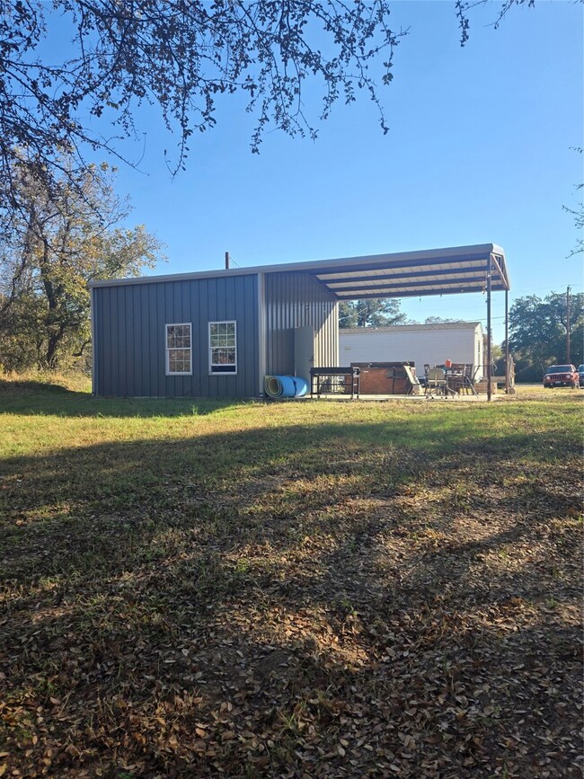 1021 Riverview Rd, Millsap, TX 76066 - photo 5