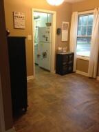 Entry to Kitchen