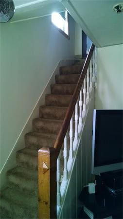 41 Berkshire St, Ludlow, MA 01056 - photo 7