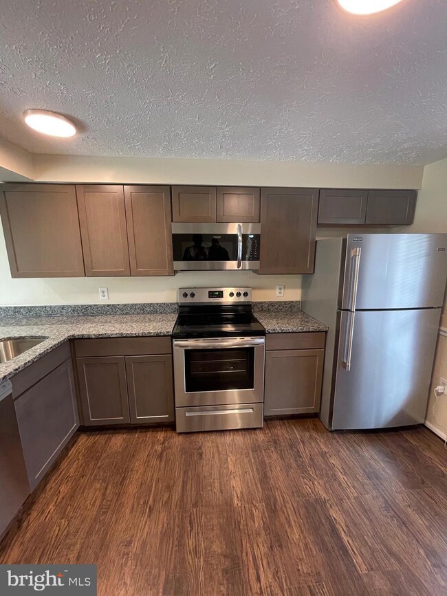 7105 Branchwood Place, Clinton, MD 20735 - photo 4