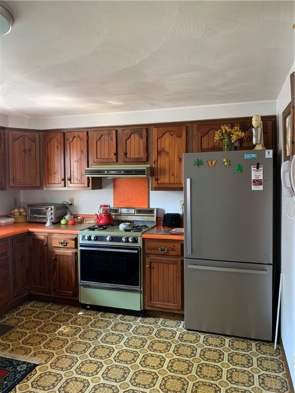 111 Albert St, Homer City, PA 15748 - photo 6