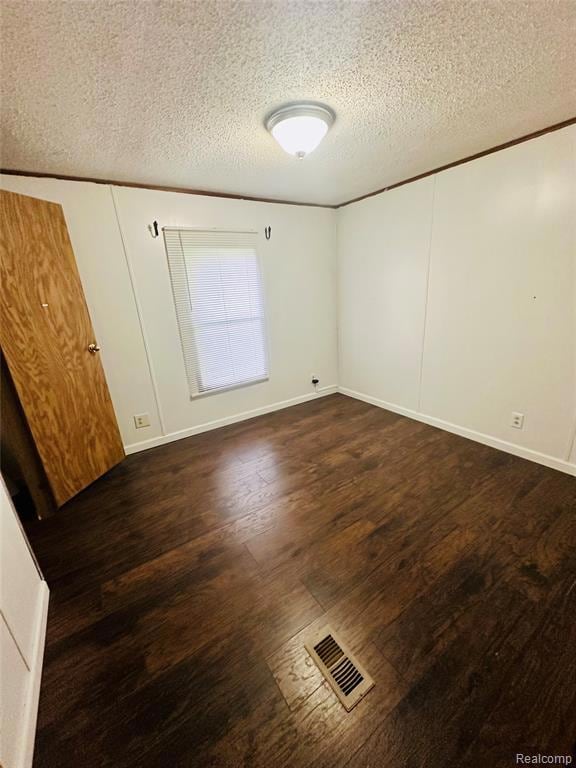 2830 Hayes Rd, Muir, MI 48860 - photo 4