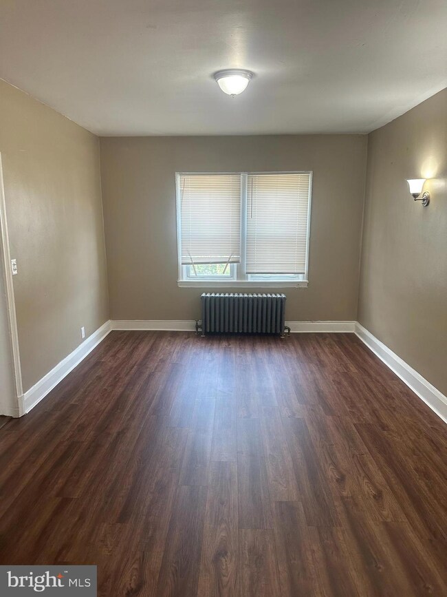 729 Mount Holly St, Baltimore, MD 21229 - photo 4